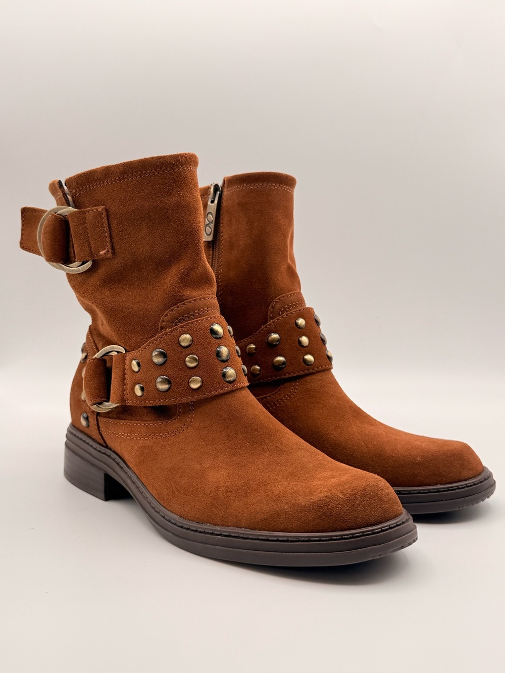 NATURALIZER Brown Suede Studded Moto Buckle Ankle Boots Women’s Size 8